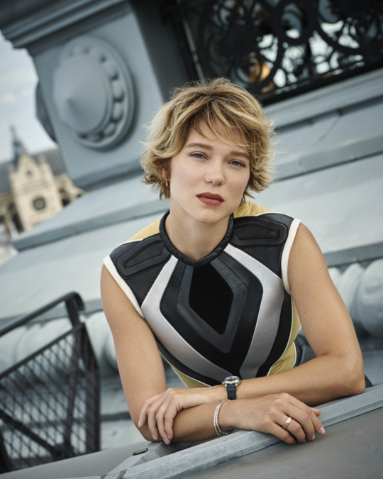Léa Seydoux reveals a natural candidness in this set of photographs by Eric  Guillemain from behind the scenes at a recent shoot for Numéro…